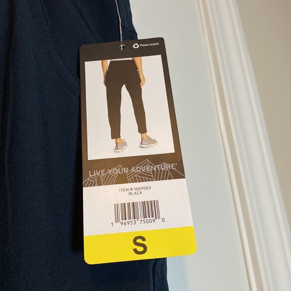 Eddie Bauer traveler ankle pants - Picture 3 of 6